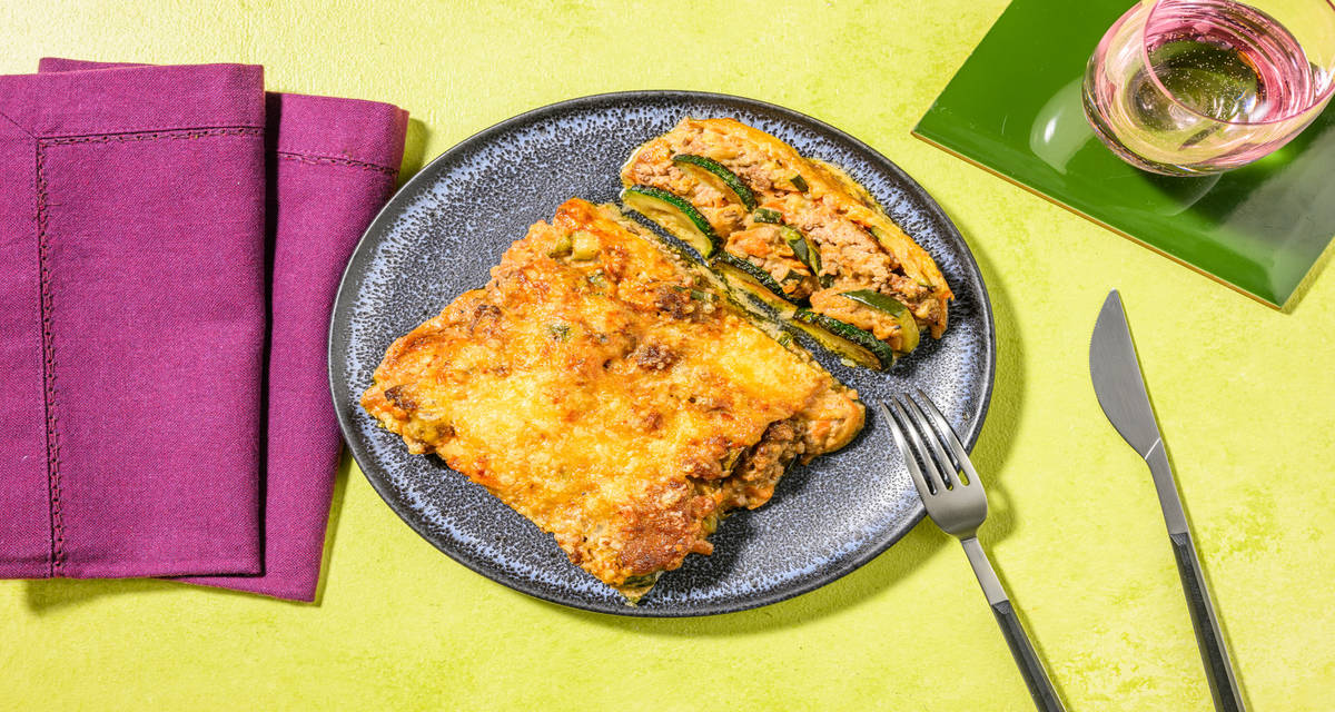 Thai Lasaña: carne picada y leche de coco con calabacín y queso gratinado