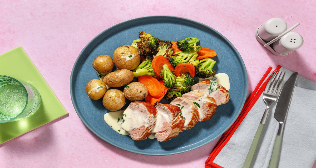 Fläskytterfilé och basilikasås med kokt potatis och rostad broccoli