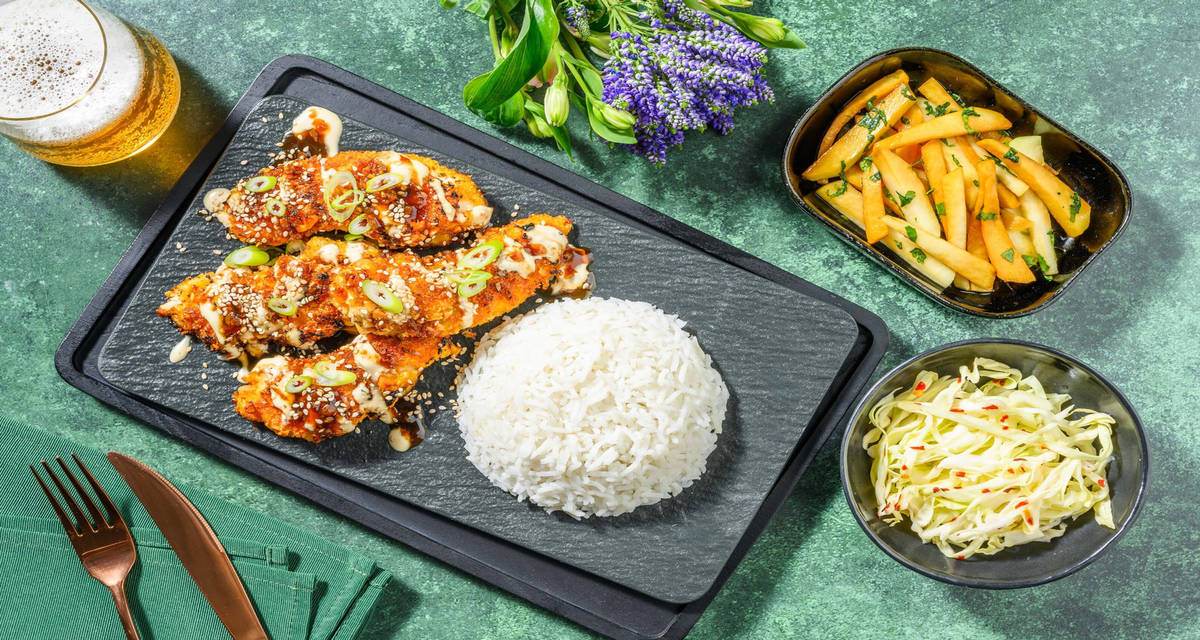 Koreansk sprød kylling med kålsalat og ponzu-glaskål