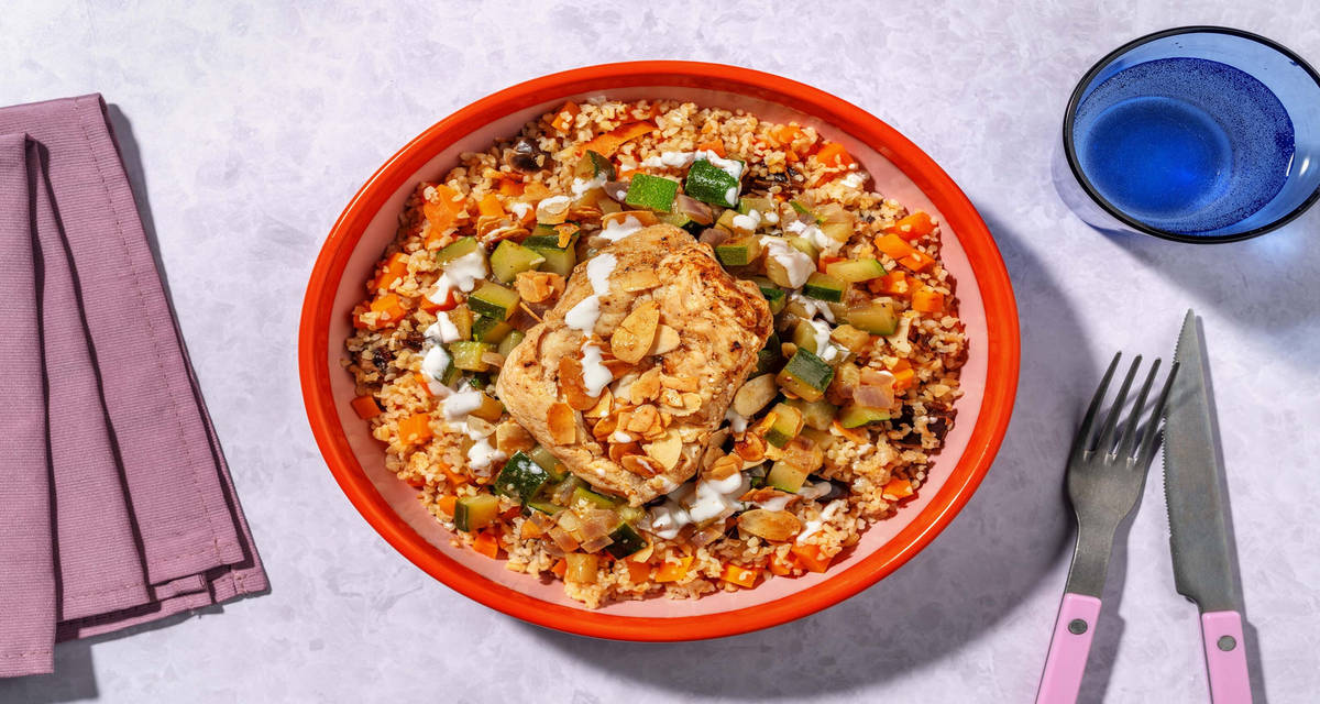 Bowl de boulgour au poulet et épices africaines amandes grillées au beurre, dattes & mayonnaise au citron