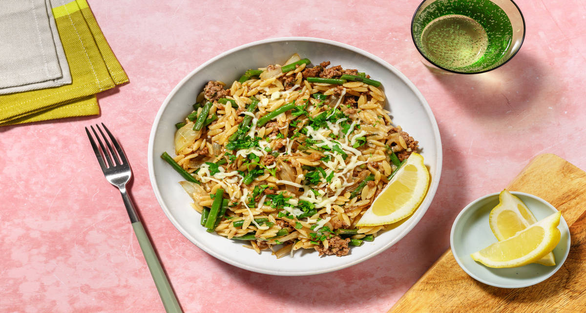 Orzotto au poulet, fromage & haricots verts fromage à l'italienne, citron et herbes fraîches