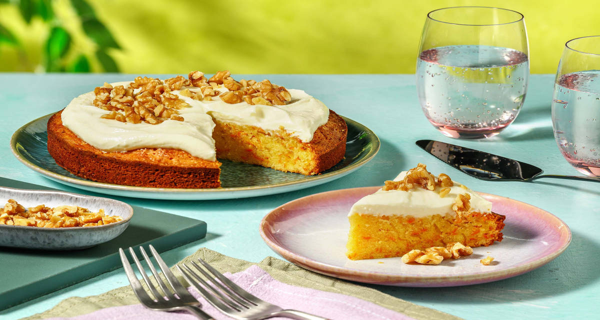 Torta margherita alle carote e zenzero con crema allo yogurt e noci | 6-8 porzioni | Impasto pronto