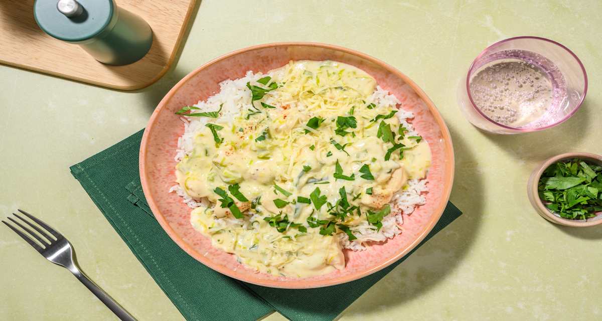 Poulet à la crème de poireau & muscade avec du gouda, du riz & du persil-image