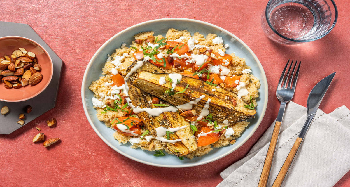Za'atar-kryddad aubergine med tahinisås och grekisk salladsost