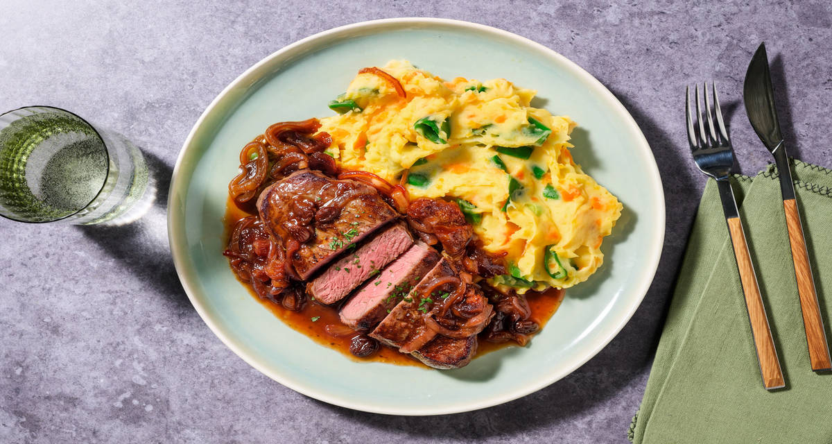 Entrecote met stamppot met snijbonen en uienjus