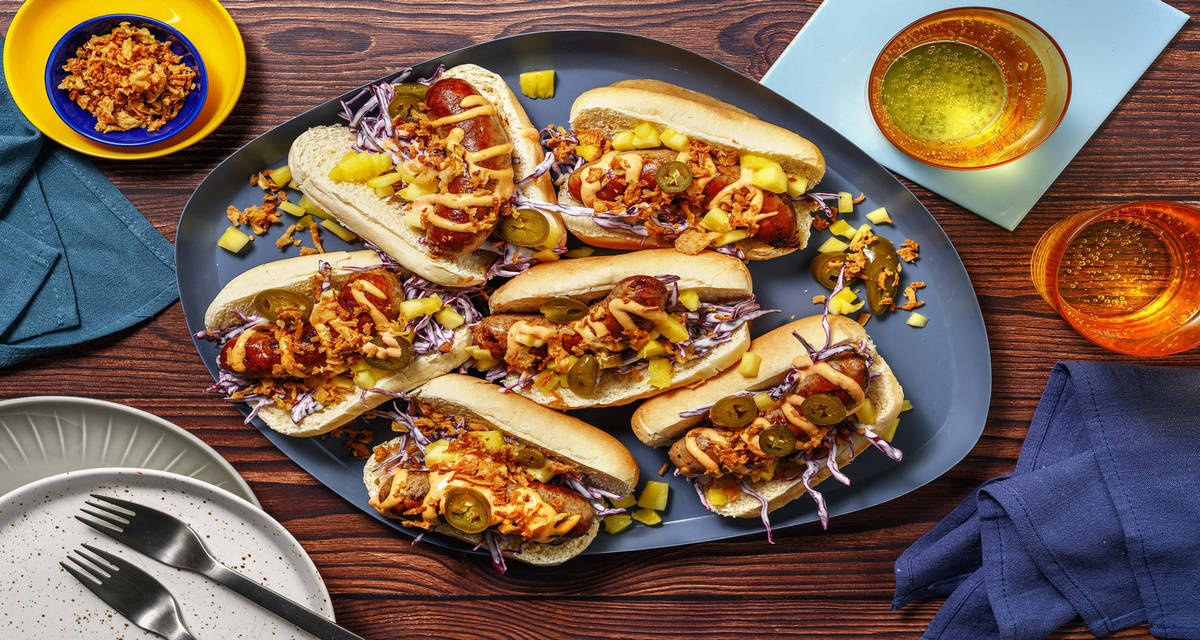 Tropische hotdog met Brandt & Levie worst 6 hotdogs | met mango, gefrituurde uitjes en sriracha-mayo