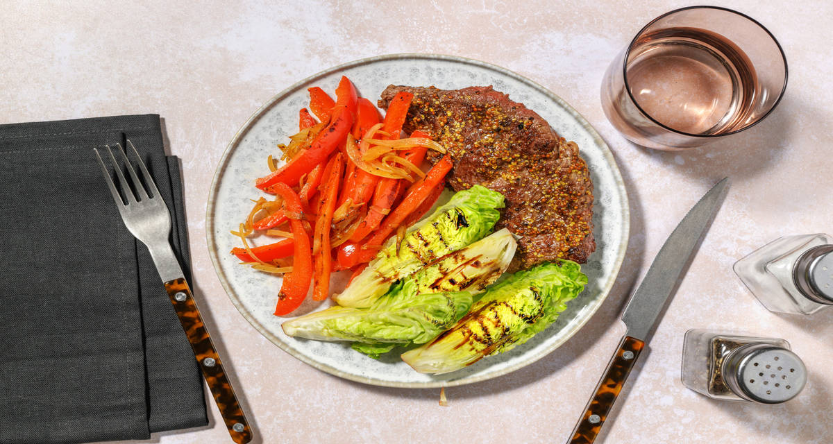 Ternera glaseada en salsa de mostaza y miel con verduras y cogollos de lechuga aderezados