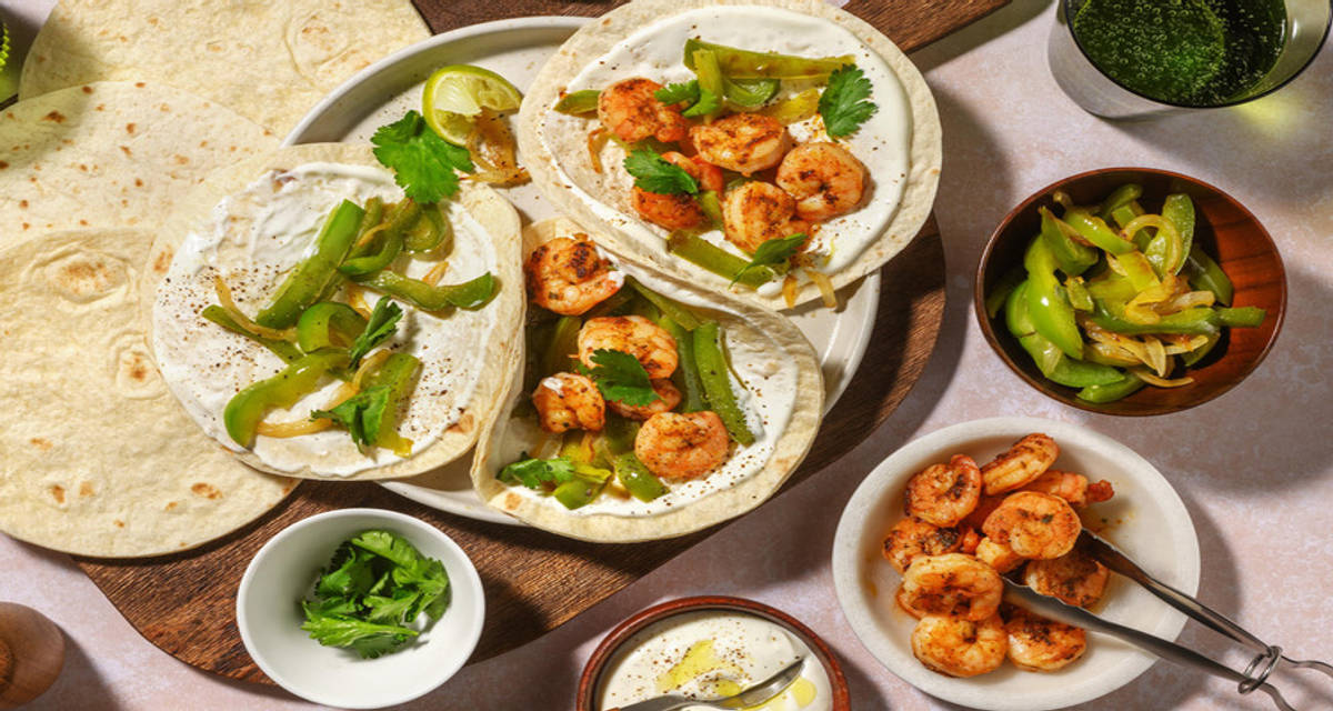 Mini tacos Tex-Mex alle mazzancolle e peperoni con yogurt greco 0% grassi e coriandolo | Una ricetta, gusti su misura