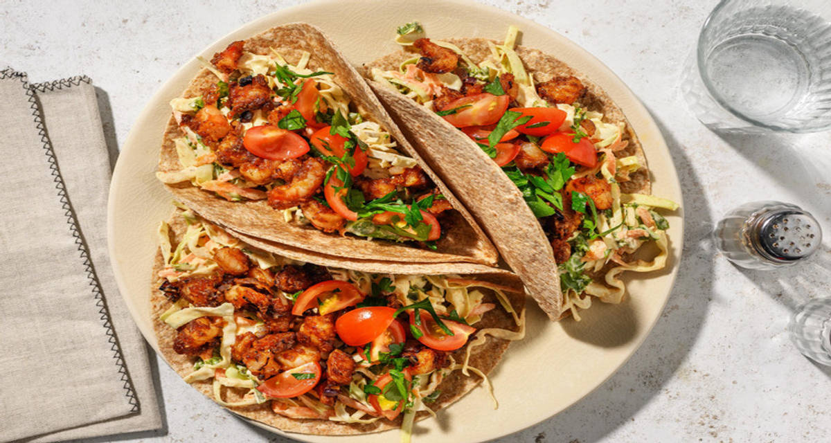 Mexicanske rejetacos med cajunkrydret coleslaw og stærk chili