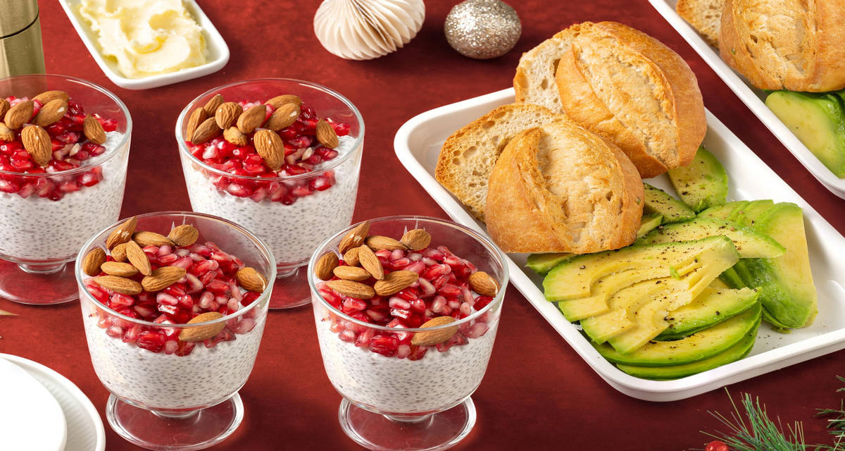 Julfrukost 4 portioner | med surdegsbröd och chiapudding