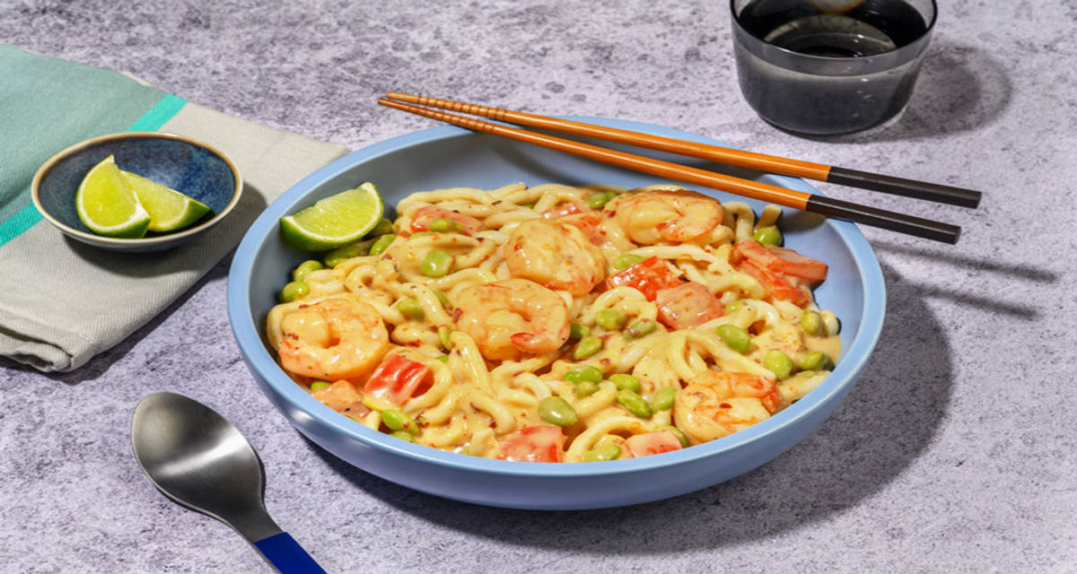 Green Curried Tofu Udon with edamame and bell pepper