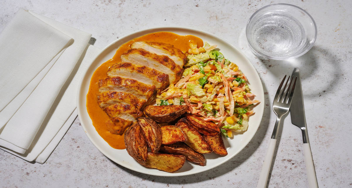 Poulet sauce BBQ-moutarde façon Caroline du sud avec des potatoes & un coleslaw au maïs
