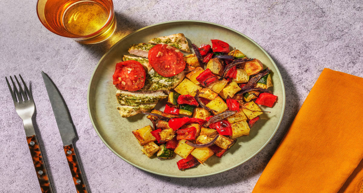 Poulet Label Rouge en papillote au pesto verde avec des légumes rôtis à l'origan