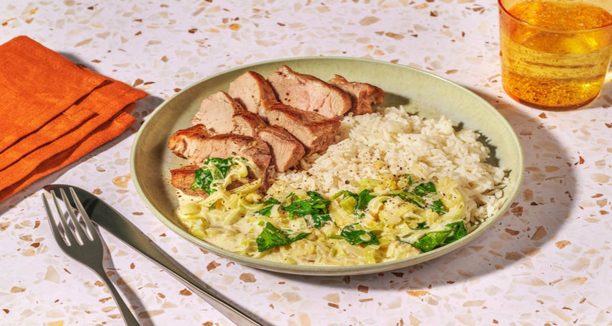 Pan-Fried Chicken Breast in Spinach Sauce with quick cook white rice