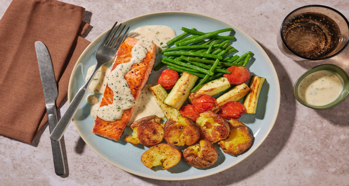 Salmon in Tarragon Sauce with green beans, roasted cherry tomato and courgette