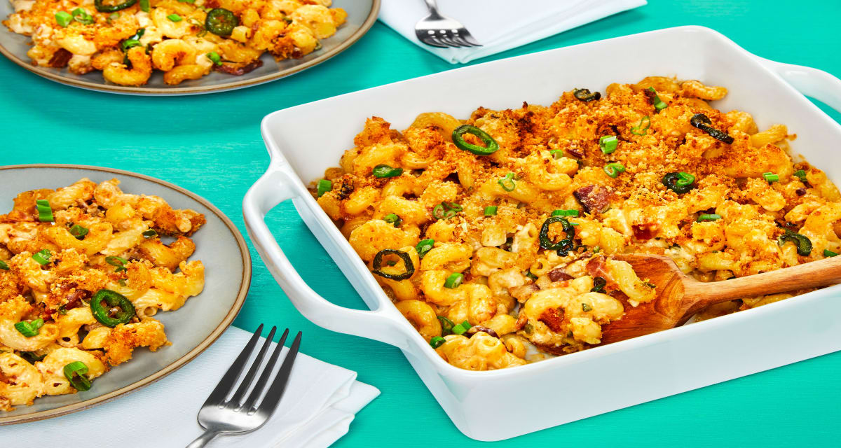 Jalapeño‌ ‌Business‌ ‌Bacon‌ ‌Mac‌ ‌&‌ ‌Cheese with a Crispy Panko Topping-image