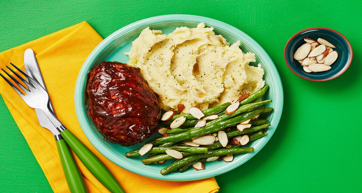 Balsamic Rosemary Turkey Meatloaves with Garlic Mashed Potatoes & Green Beans Amandine