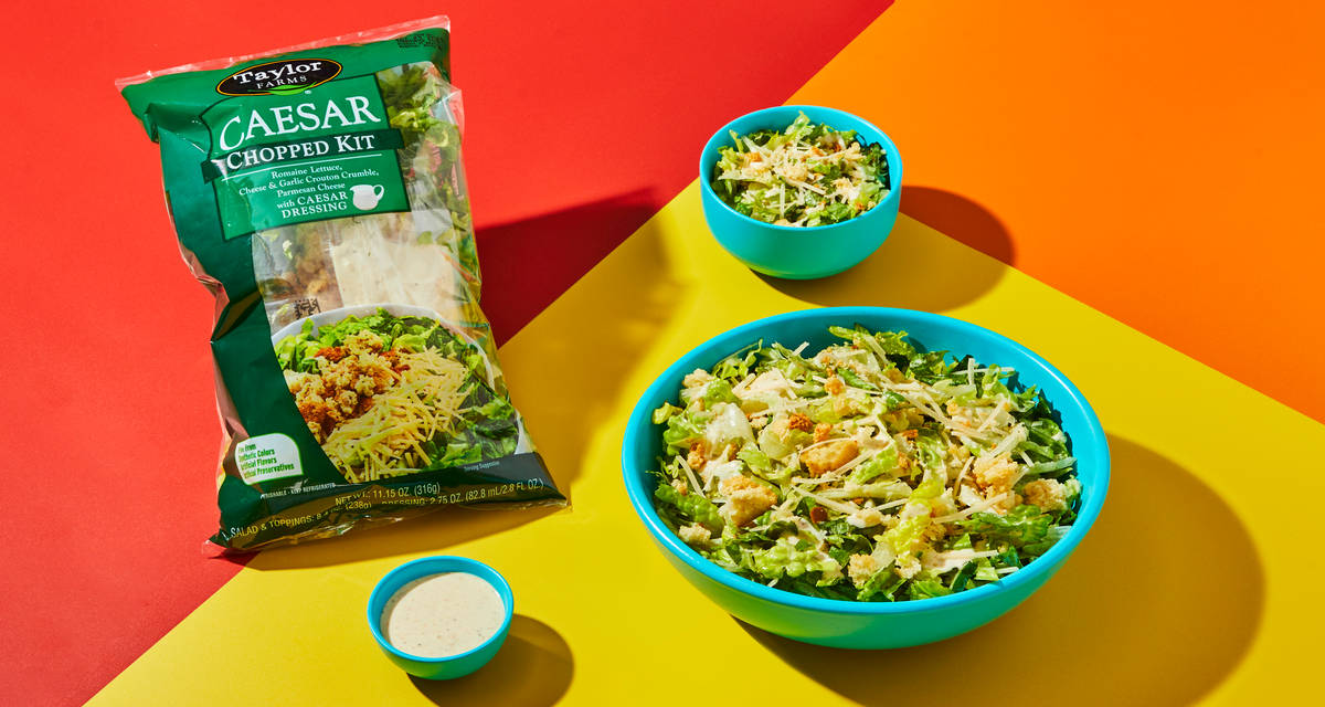 Caesar Salad Kit Stretch your meal. | 2 Servings