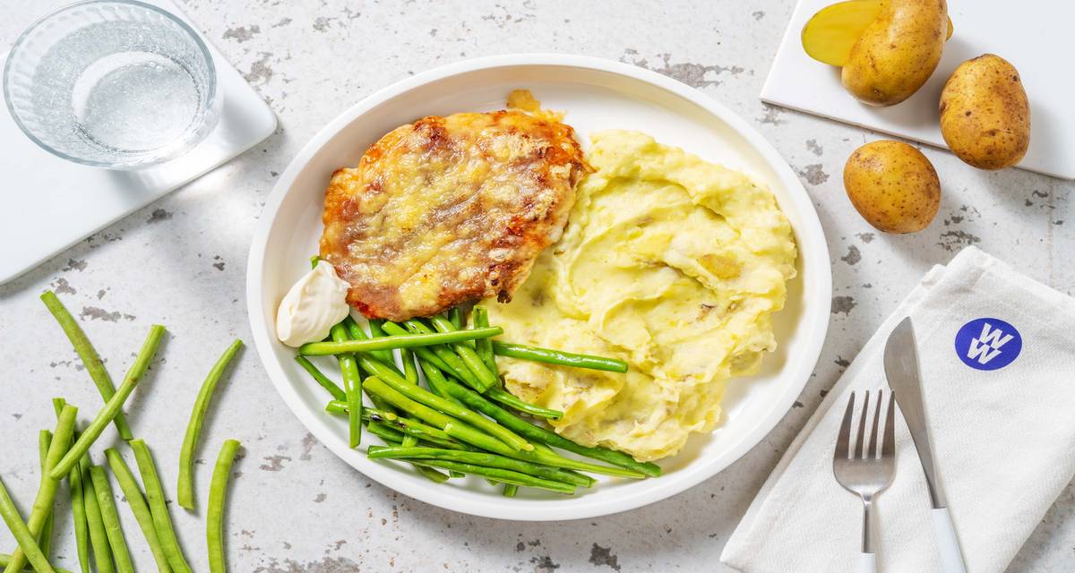 Cheese and Caramelised Onion Chicken Recipe HelloFresh