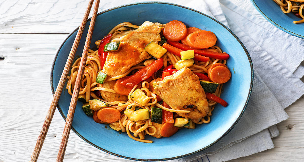 Sweet Chilli Chicken Noodle Stir Fry Recipe HelloFresh