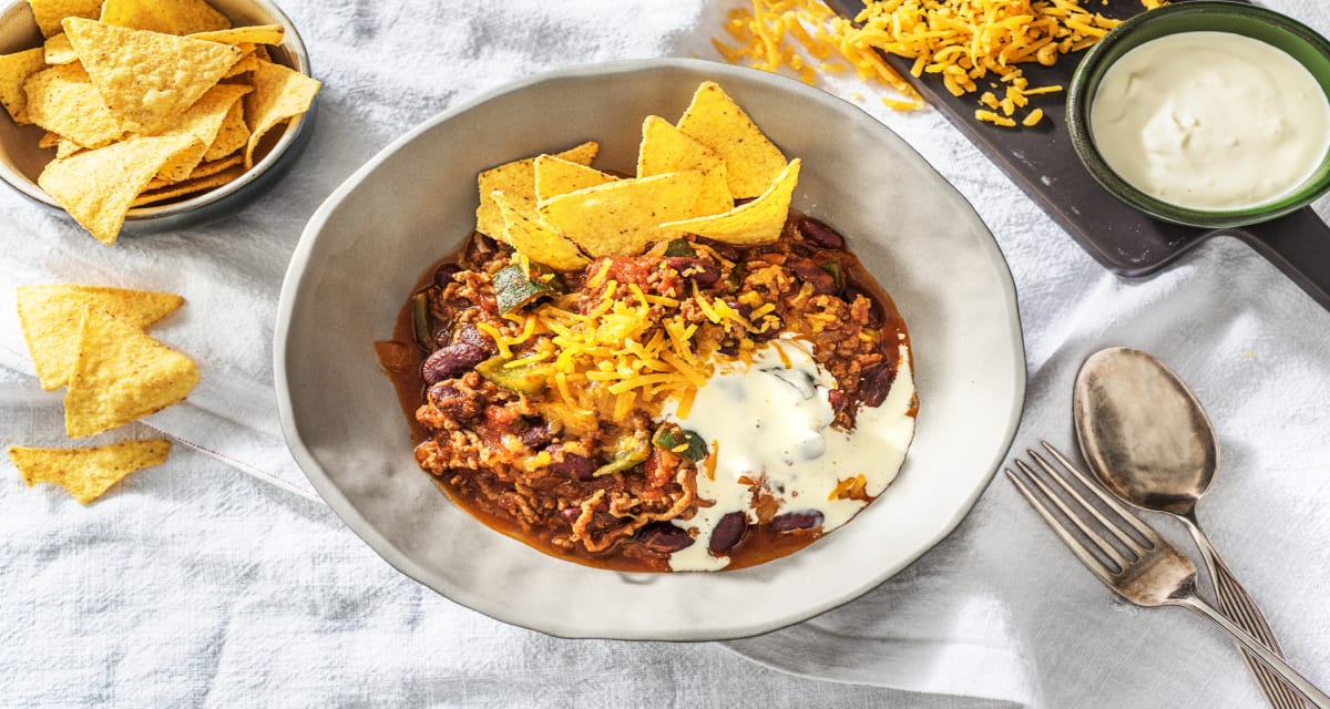 Veggie Chili with Tortilla Chips and Sour Cream-image