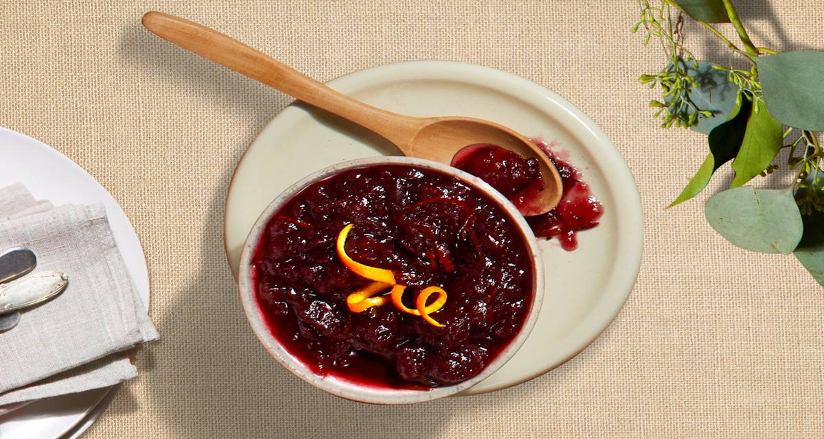 Cranberry Sauce with Orange, Ginger, and Cinnamon