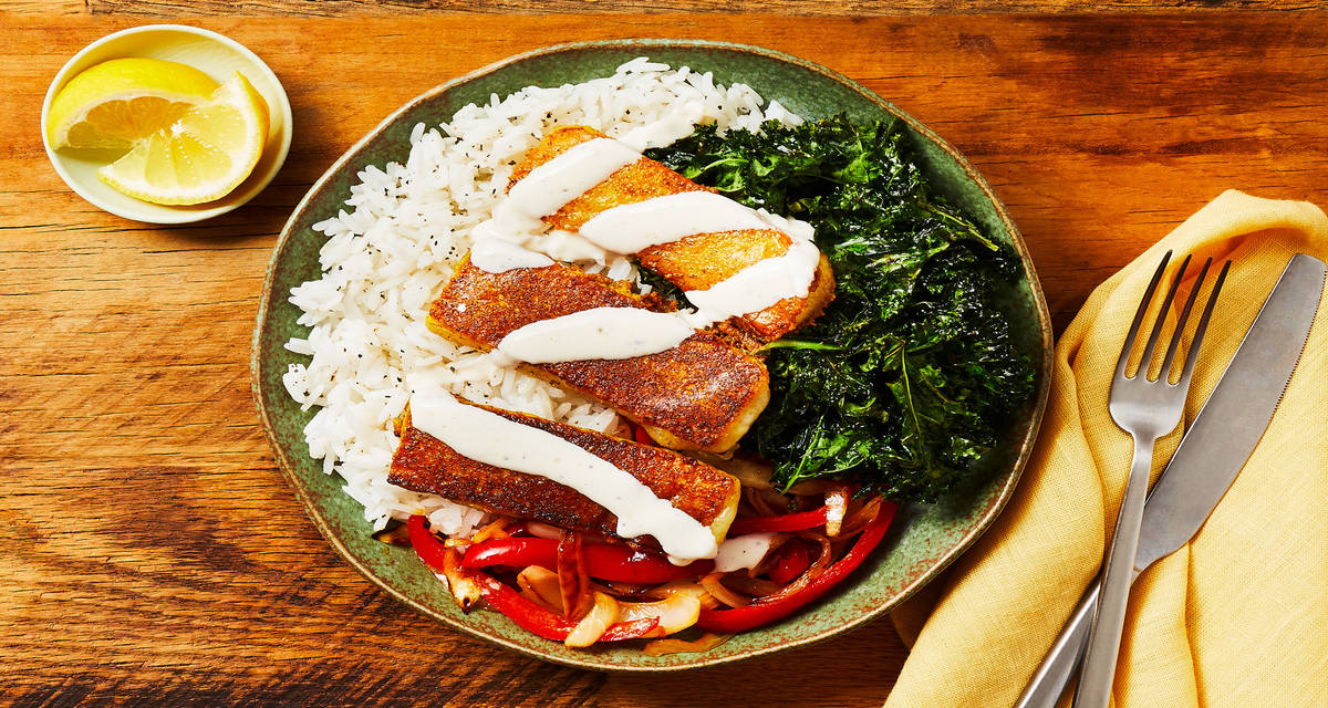 Curry-Spiced Grilling Cheese Bowls with Rice, Oven-Roasted Kale & Garlicky White Sauce