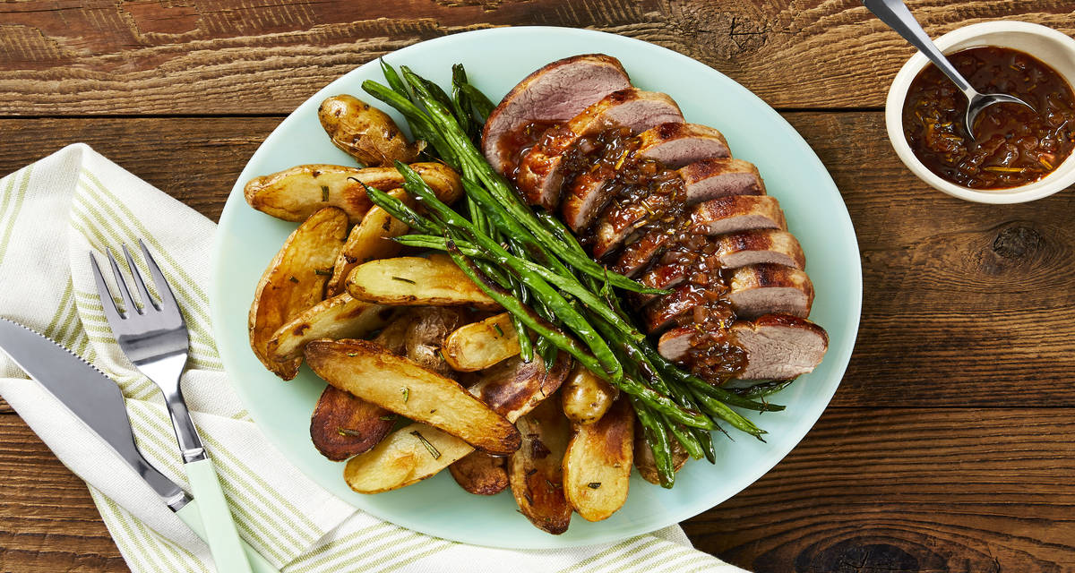 Figgy Balsamic Pork with Roasted Green Beans and Rosemary Potatoes