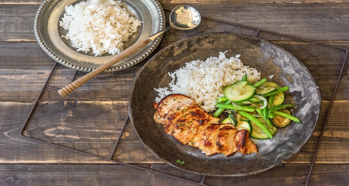 Garlic Chicken with Green Beans and Jasmine Rice-image