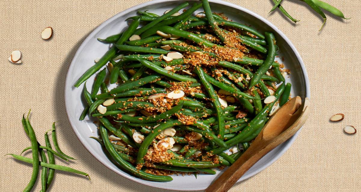 Green Beans & Caramelized Shallots with Crispy Almonds and Panko Topping