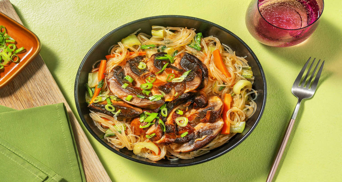 Japchae! Koreanisches GlasnudelStirFry Rezept HelloFresh