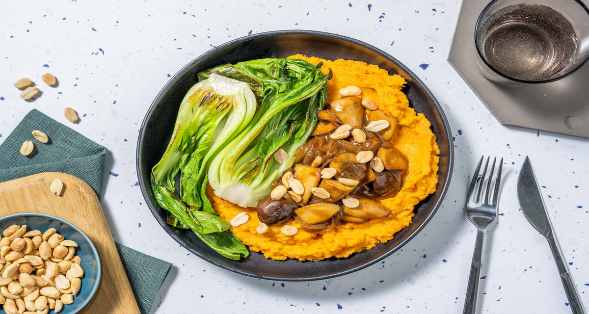 Miso-glasierte Kräuterseitlinge dazu Chili-Süßkartoffelstampf und Pak Choi