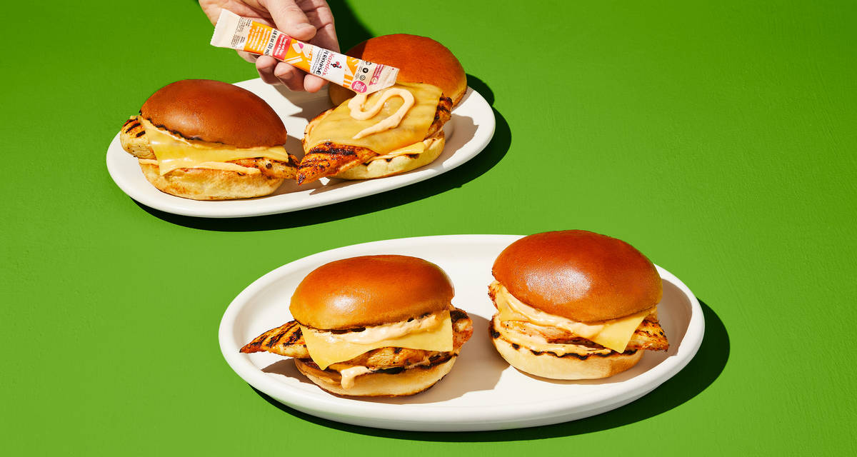 Nando’s Perinaise Chicken Sliders Slather on the Perinaise. | 4 Servings