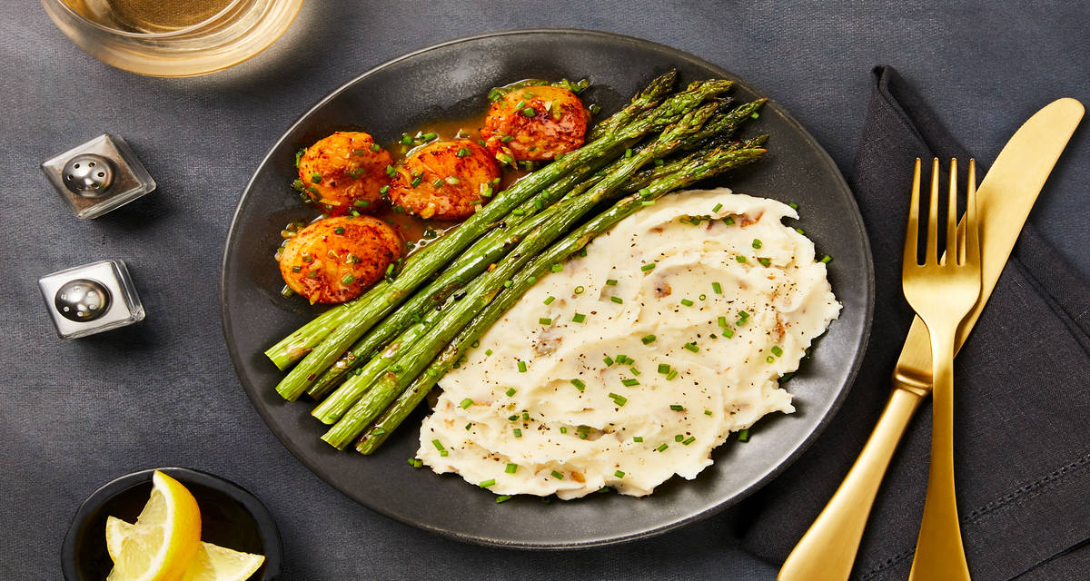 Pan-Seared Scallops & Lemon Butter Sauce with Crème Fraîche Mashed Potatoes & Roasted Asparagus