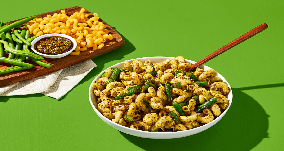 Pesto Pasta Salad with Green Beans Pasta + pesto = perfecto.  | 4 Servings