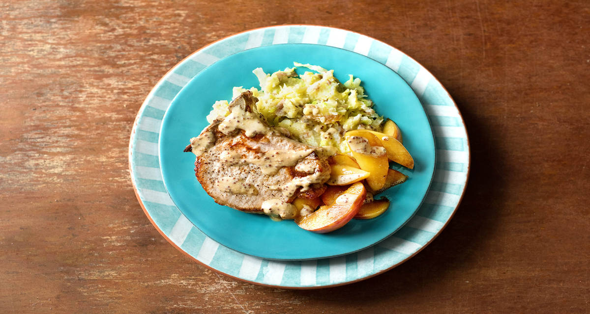 Pork Chops with Glazed Apples Recipe HelloFresh