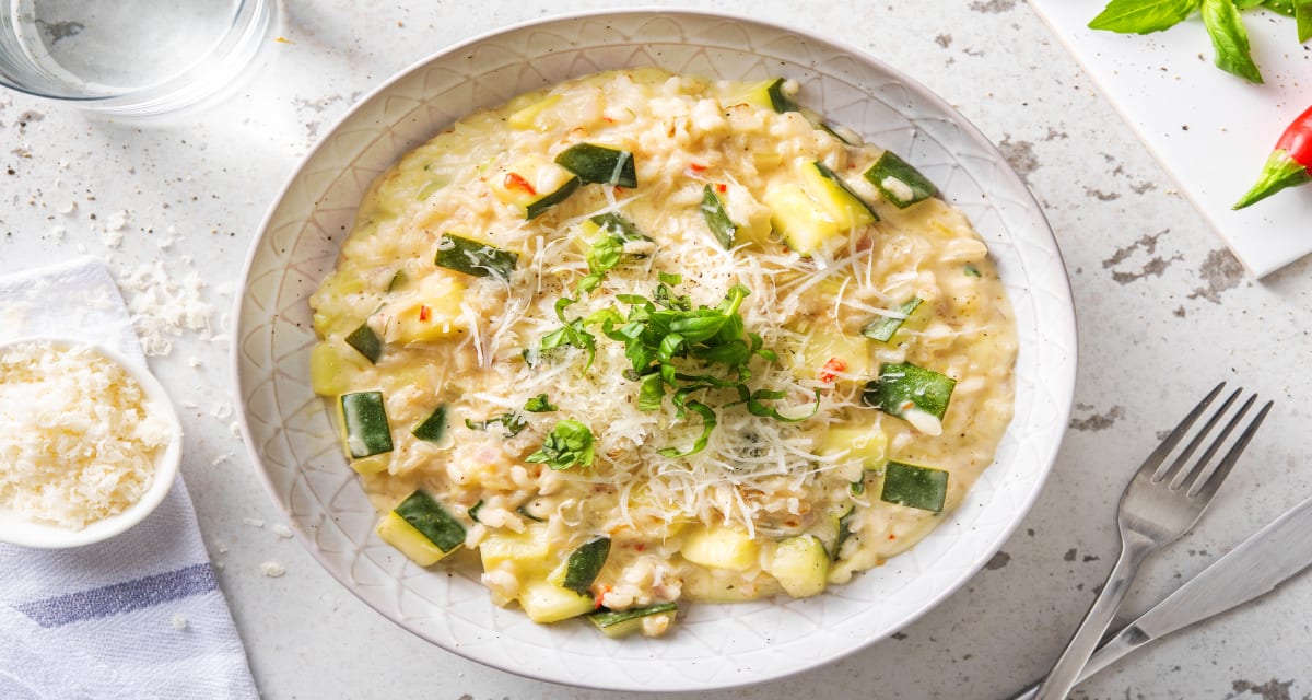 Risotto épicé garni de courgette et de céleri branche Recette | HelloFresh