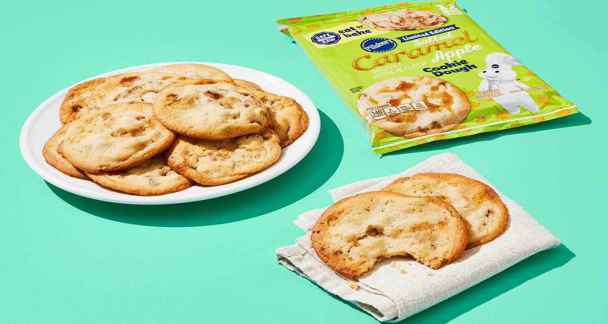 Salted Caramel Apple Cookie Dough Autumnal vibes in cookie form. | 12 Cookies