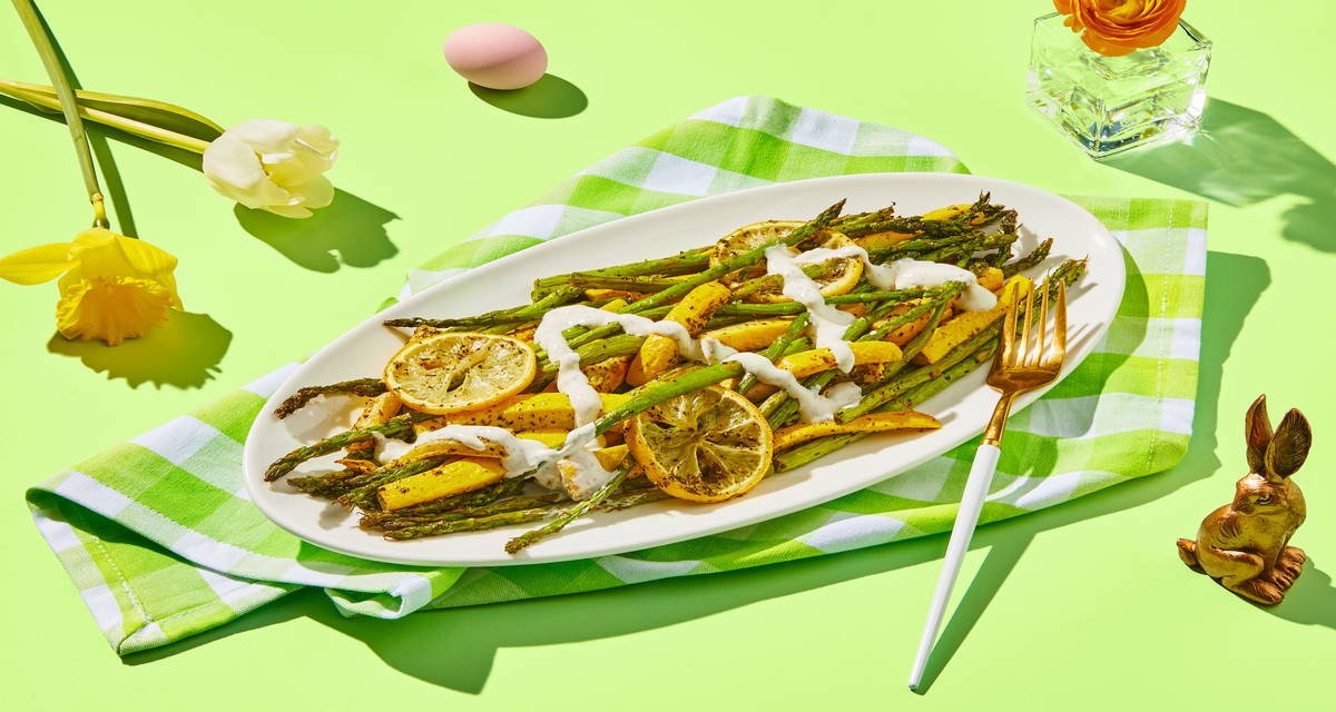 Squash & Asparagus Medley with Lemon-Herb Crème Fraîche Bright, zesty, creamy. | 4 Servings