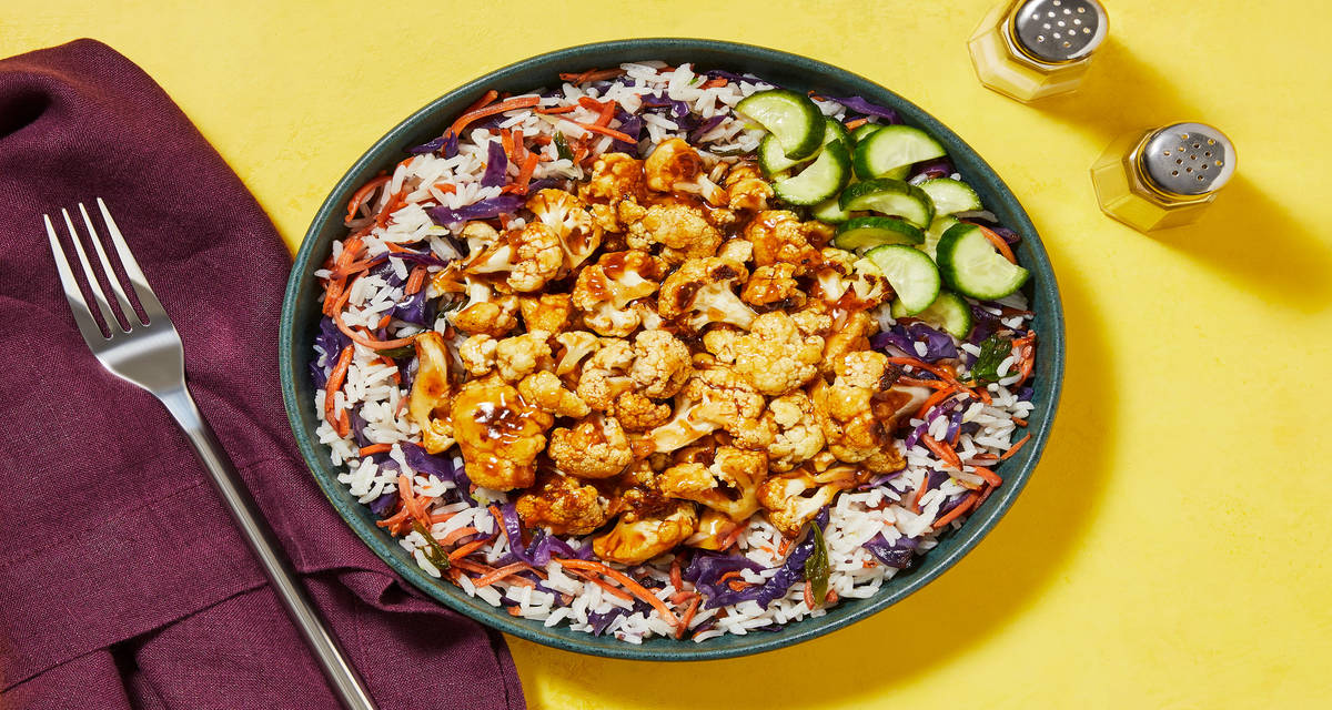 Sweet Heat Chicken Cauli Bowls with Cabbage-Carrot Rice & Pickled Cucumber