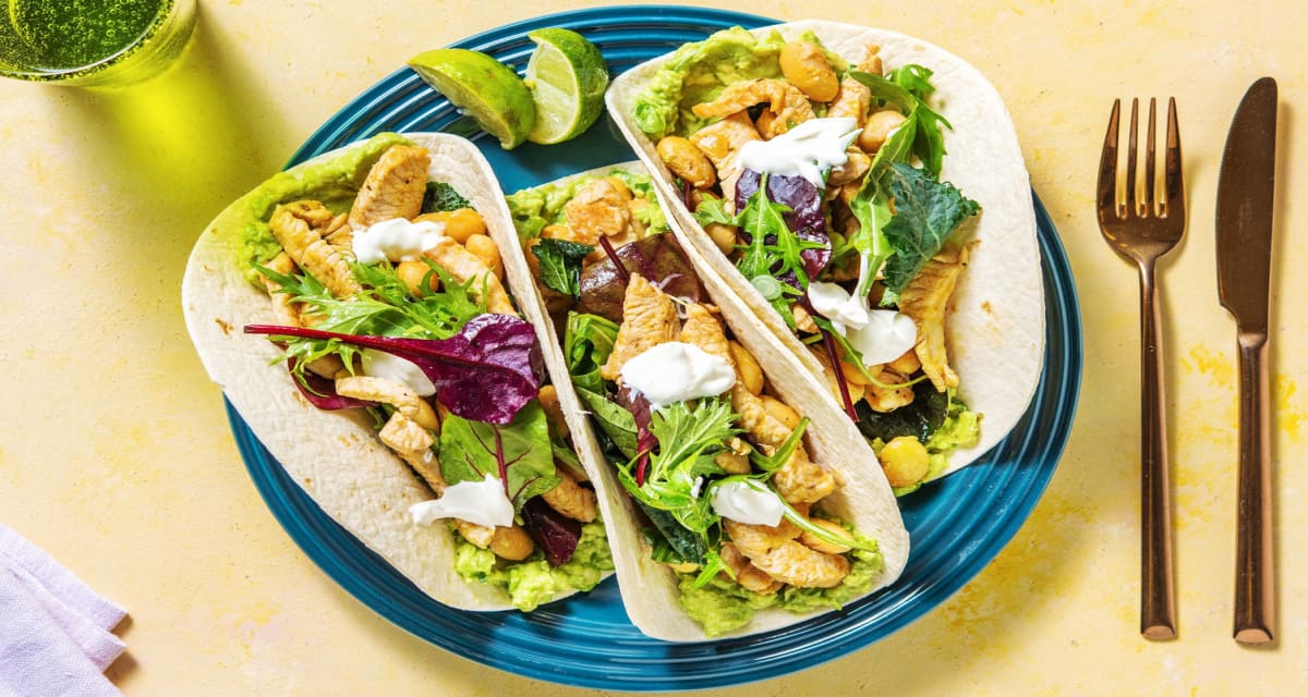 Chinakohl-Tacos mit Bohnen und Käse