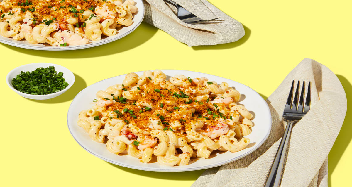 Truffle Lobster Mac & Cheese with Panko Topping | 2 Servings