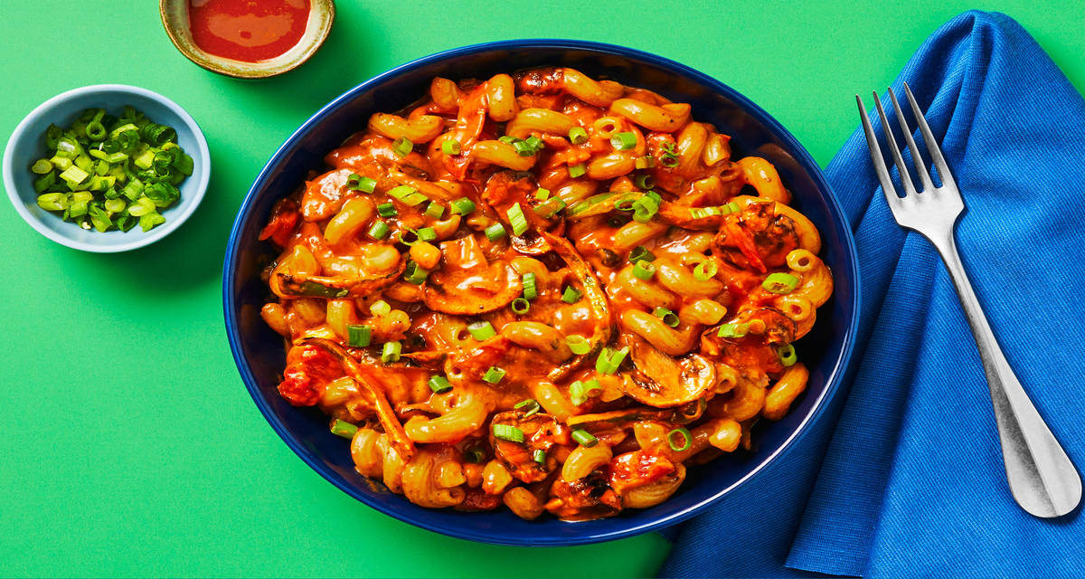 Vegan Cajun-Spiced Mushroom Cavatappi with Creamy Tomato Sauce, Green Pepper & Scallions
