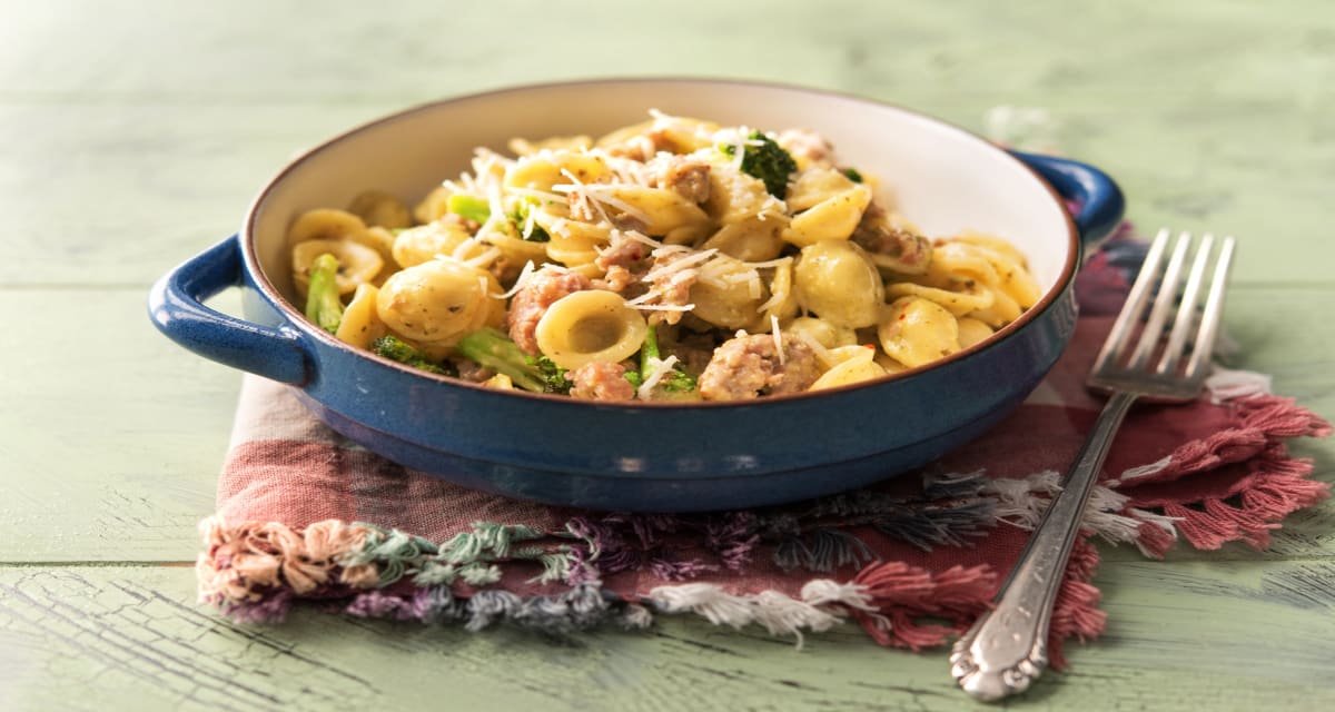 "Little Ears" Pasta with Baby Broccoli and Pesto-image