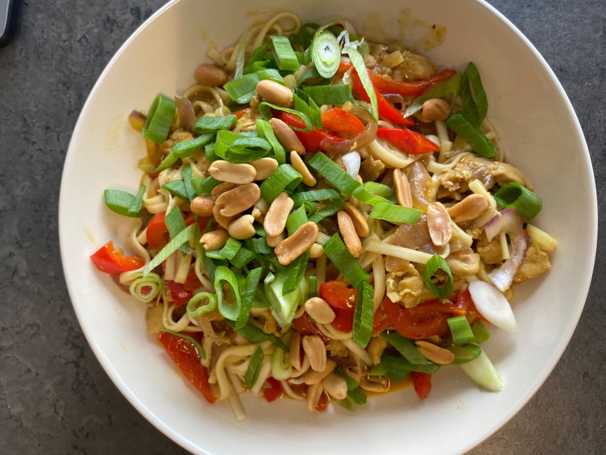 Curry chicken udon