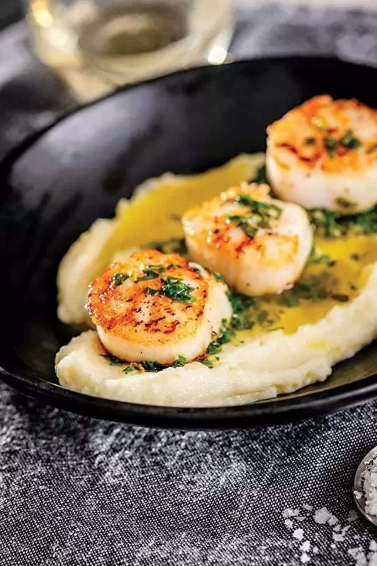Sea Scallops and Silky Parsnip Puree Recipe HelloFresh