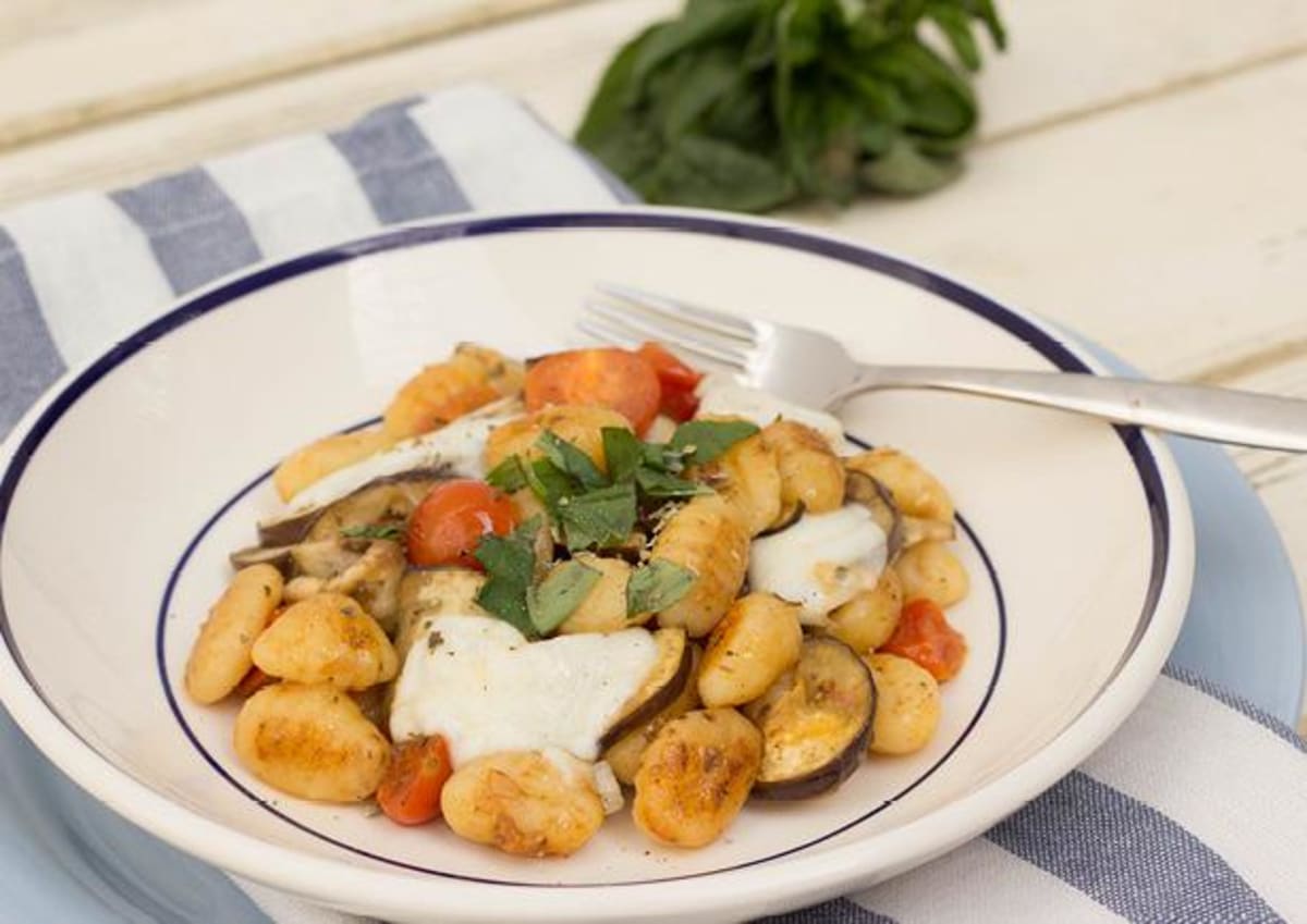 Gnocchi met aubergine uit de oven en buffelmozzarella