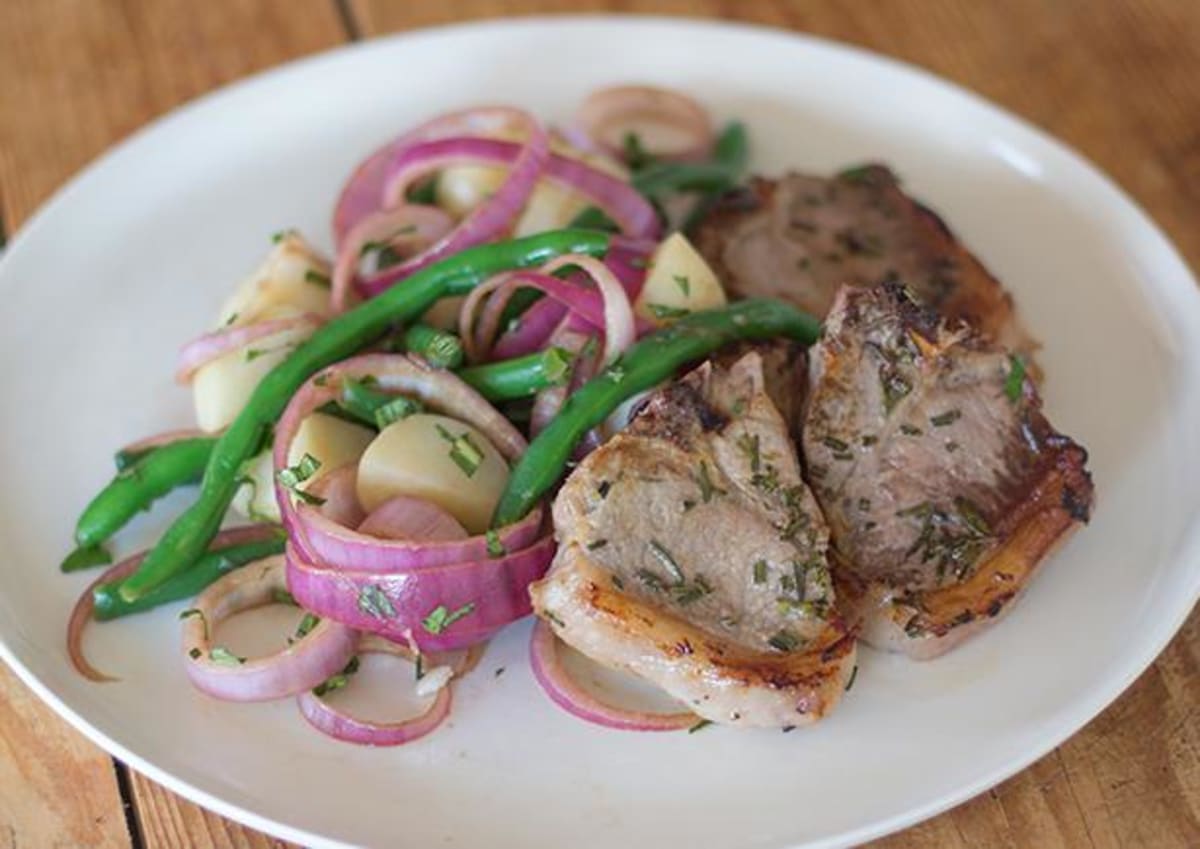 Rosemary Lamb Chops with Minted Salad