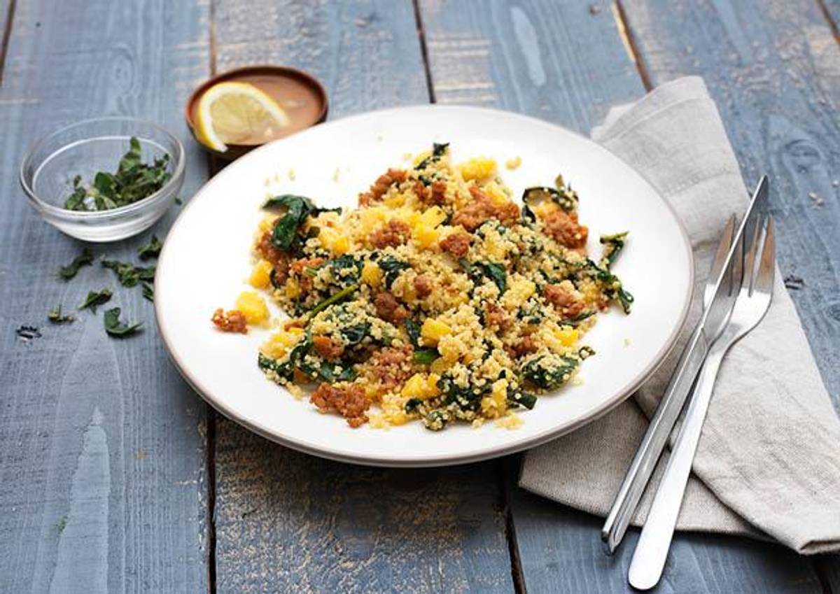 Winterse couscous met koolraap en kipgehakt Recept HelloFresh