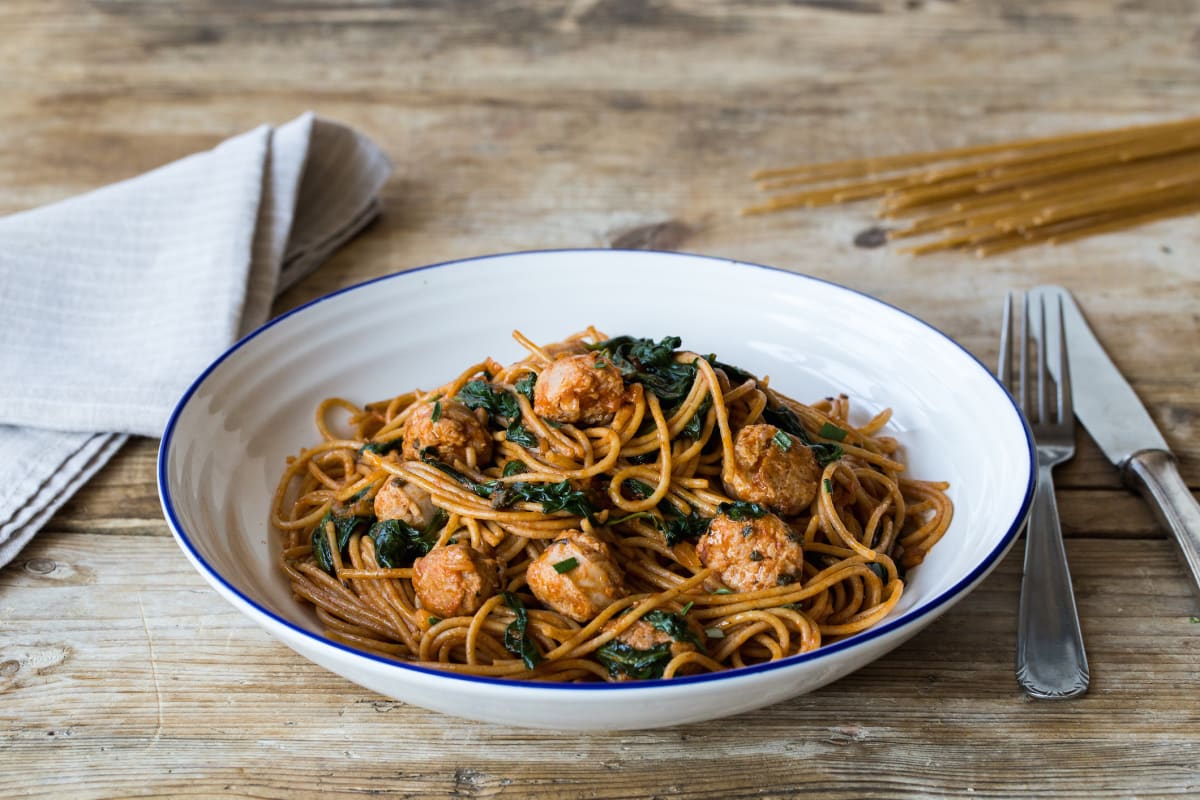 Spaghetti integrale met worst van Brandt & Levie en tomatensaus